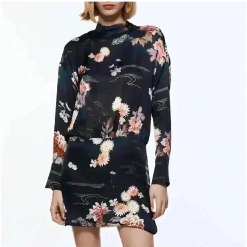New Zara The Camila Floral Satin Dress Size Medium